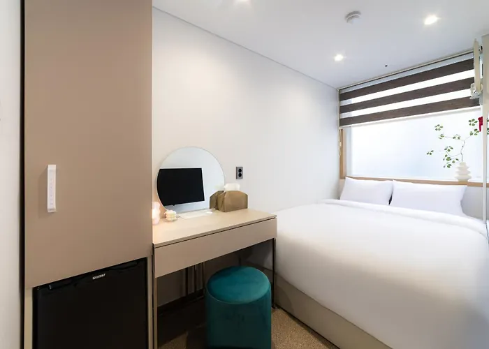 Lazy Tiger Hotel